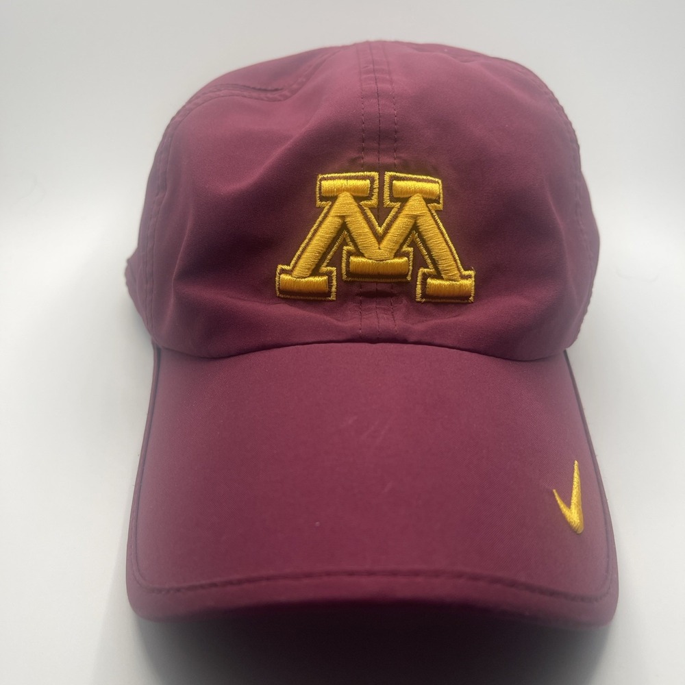 Minnesota Golden Gophers Nike Featherlight Dri-Fit Baseball Hat Strap back